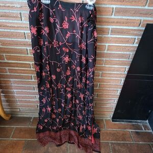 Vintage Style & CO Floral Black and Red Women's Skirt 14